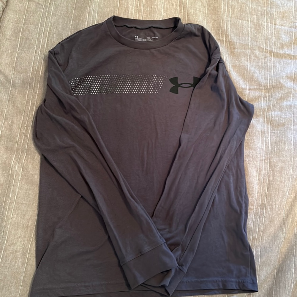 Boys Under Armour long sleeve shirt